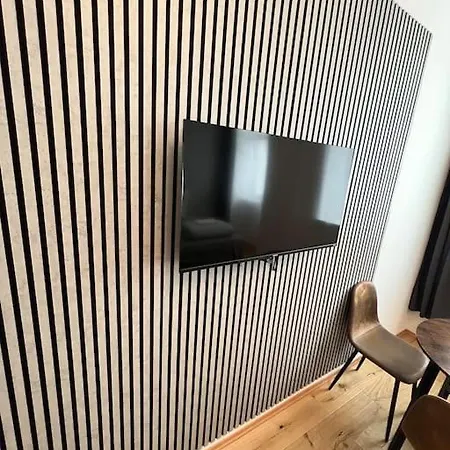 Apartment Roomsrd 2