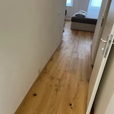 Roomsrd 2 *