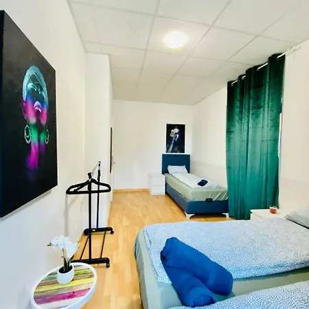 Comfortable In The 23rd District Of Fr2 Gazde/Camere de închiriat Viena