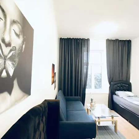 Spacious Cozy 1br Near To Danube River Vienna