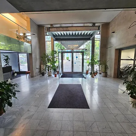 Yuki's Place - Un-vic, Danube And Subway Near To Downtown Апартаменты *