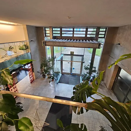 Апартаменты Yuki's Place - Un-vic, Danube And Subway Near To Downtown Вена