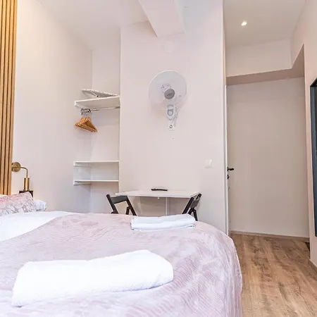 Wiener Stadthalle Boutique - Ideal For Couples *