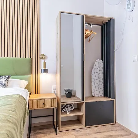 Appartement Wiener Stadthalle Boutique - Ideal For Couples Wenen
