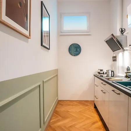 Apartmán Erstklassiges In Schloss Naehe