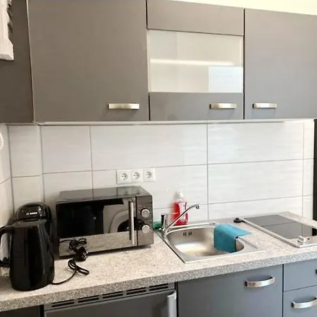 Cozy In Ottakiring Area Apartament