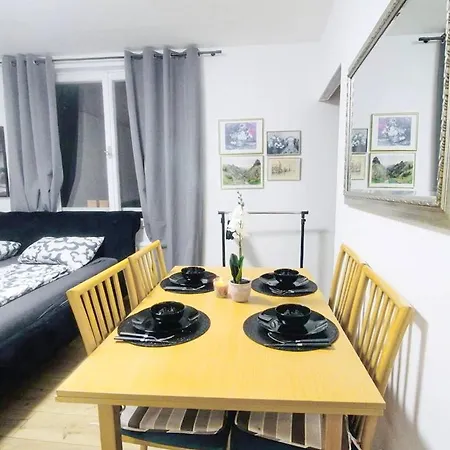Apartment Modern In Millennium Area *
