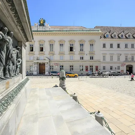 Elegance Palais Palffy 4*