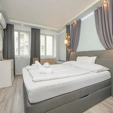 Elegance Palais Palffy 4*