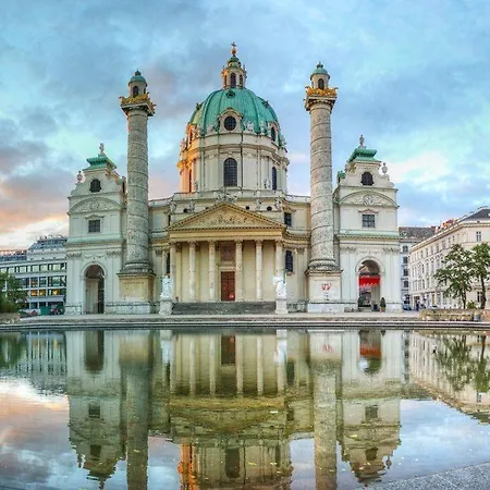 Anzotika Apartment, * Vienna