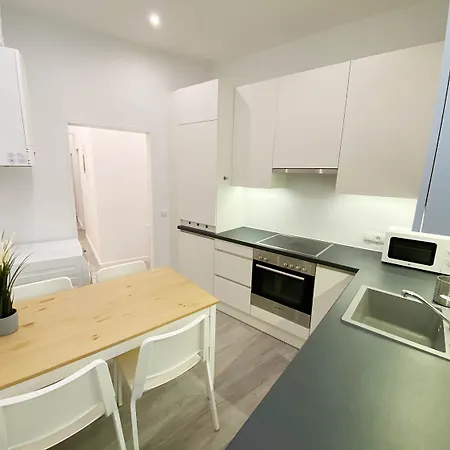 Charming 3 Bedroom Viena