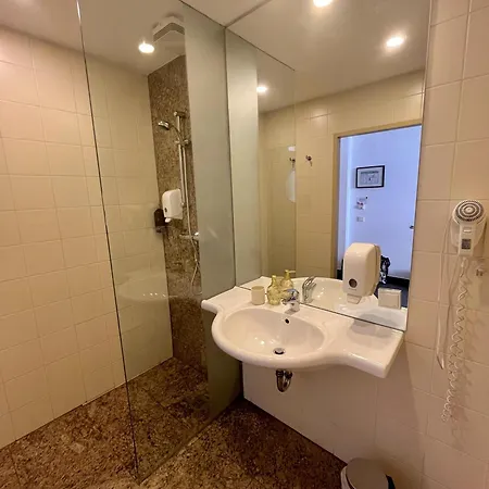 4youhomes - Cosy & In Station District Apartment