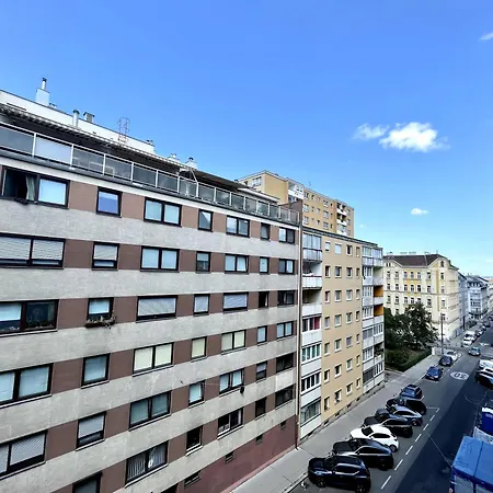Apartment 4youhomes - Cosy & In Station District *