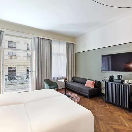 Astoria 4*