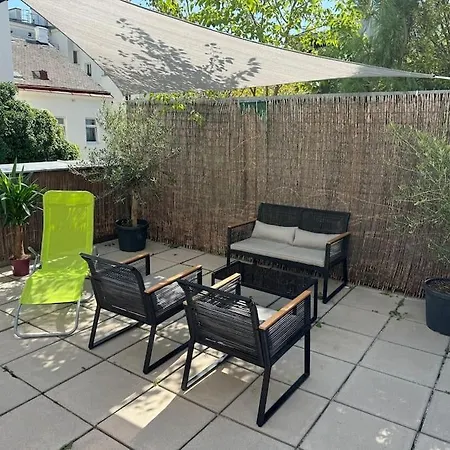 Relax Auf Der Terrasse In
