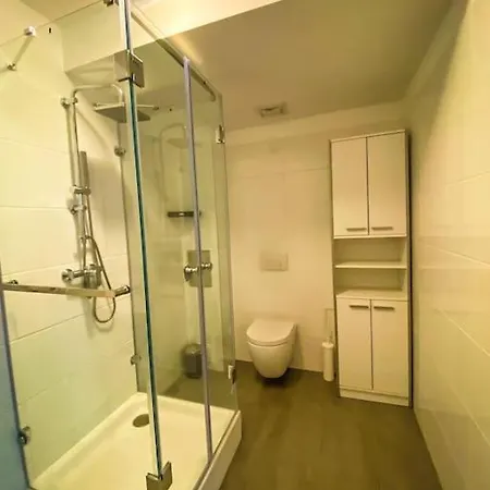 Mit Pool Villa *