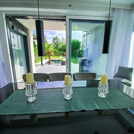 Mit Pool Villa Vienna