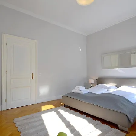 Residence, Pettenkofengasse - Landstrasse #6299 * Bécs