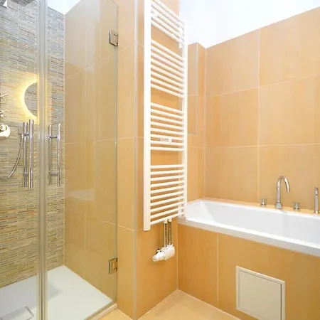 Residence, Pettenkofengasse - Landstrasse #6299 Apartman *