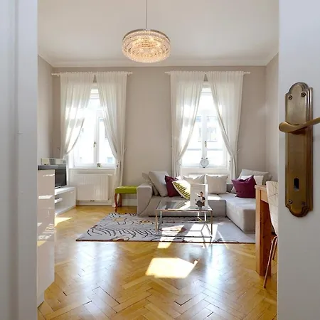Residence, Pettenkofengasse - Landstrasse #6299 Bécs