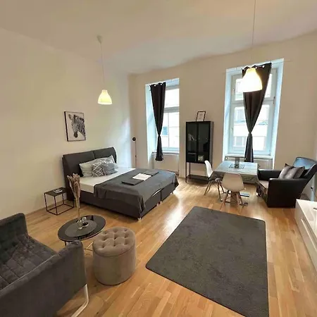 Apartment Stylish Modern Entire *