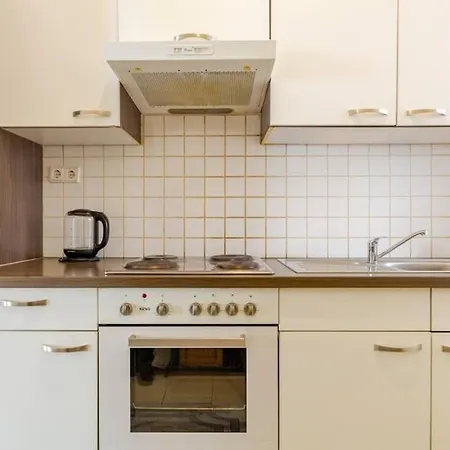 Stylish Modern Entire