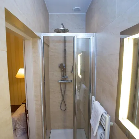 Hotel Opera