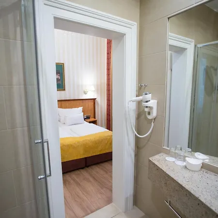 Opera Hotel Viena