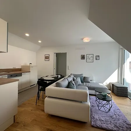 Feelhome-dachterrasse-4 Gaeste-wifi-smarttv