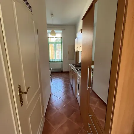 Messe-wien Luminous Flat Apartment *