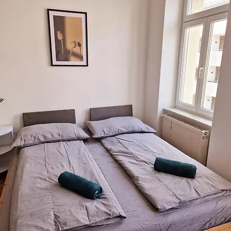 Vega - Favoriten Apartment