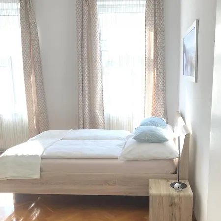 Apartment Penzing Vienna