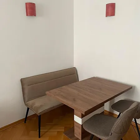 Central * Vienna