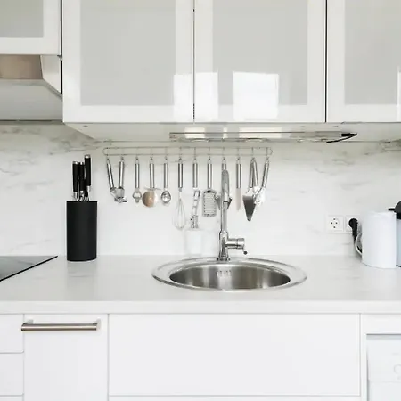 Sunny By Jr - Monthly Apartment