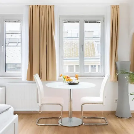 Apartment Sunny By Jr - Monthly *
