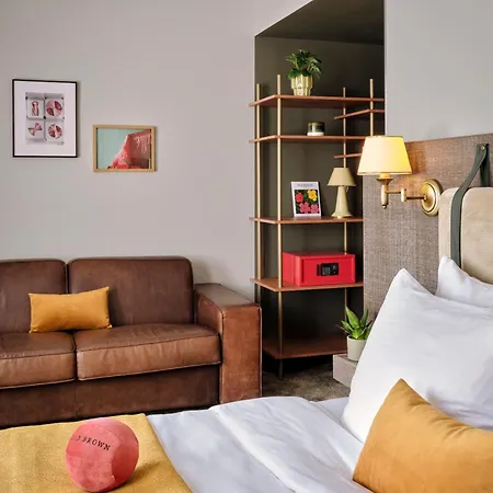Hotel Max Brown 5th District, Part Of Sircle Collection - Formerly Pentahotel 4*