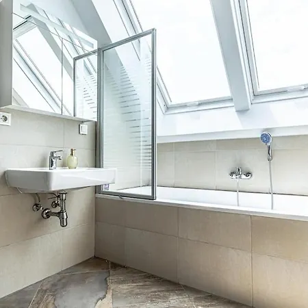 Apartment Super Luxury Apt, Only 12min To Ferris Wheel Vienna