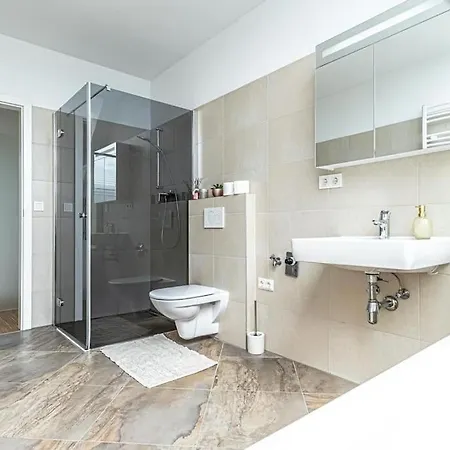 Apartment Super Luxury Apt, Only 12min To Ferris Wheel *