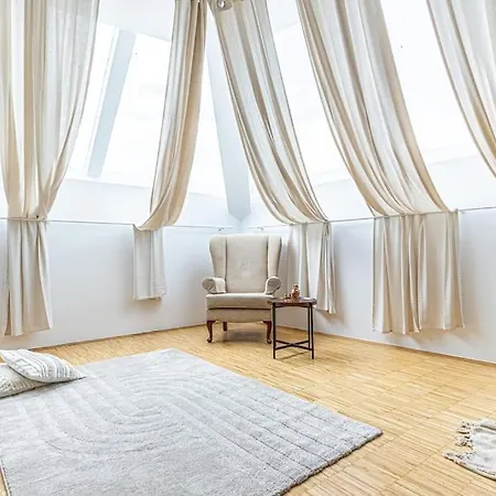 Super Luxury Apt, Only 12min To Ferris Wheel Vienna