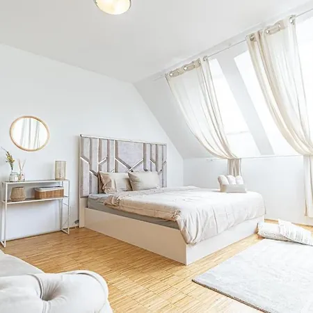 Super Luxury Apt, Only 12min To Ferris Wheel Vienna