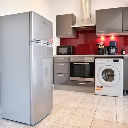 Apartament I 5 Minutes To Metro Wiedeń