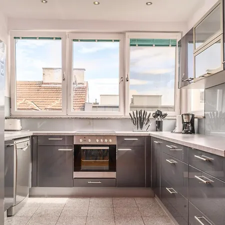 Apartament I 5 Minutes To Metro *