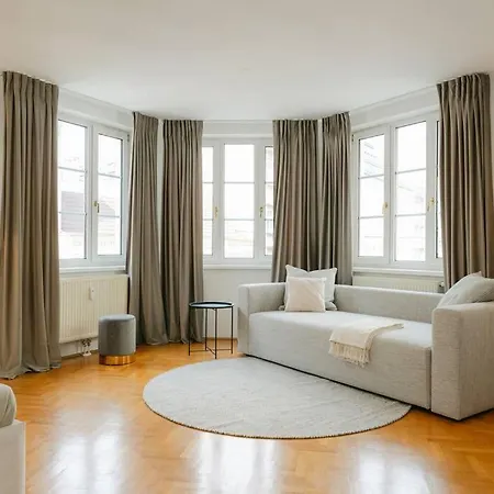 Hip Perfect For 4 Or 6, Great District, Metro Vienna