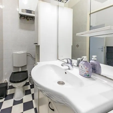 New By Jr Apartament *