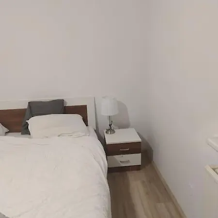 I Give My 2 Roms Apartament