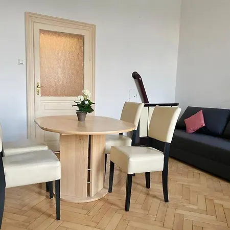 Long - Cozy - Apartment Vienna