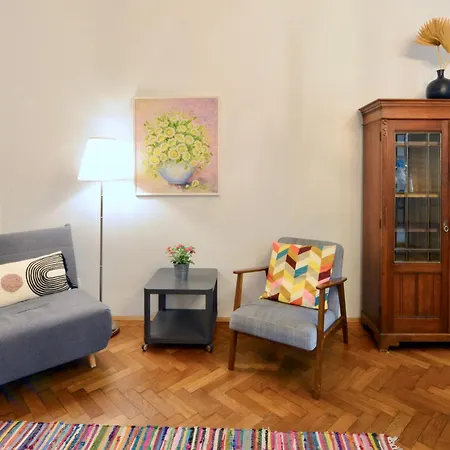 & Charming Viennese Flat Apartment *
