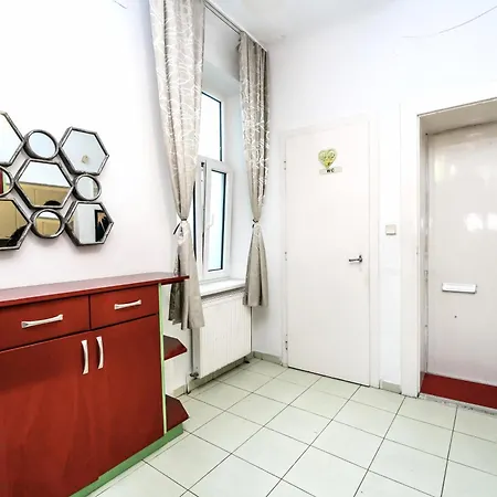 Family - 7 Minutes To Schoenbrunn Palace Aparthotel