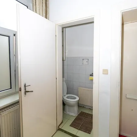 Family - 7 Minutes To Schoenbrunn Palace Aparthotel