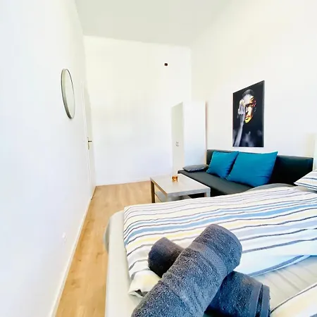 Apartment 5br Shared Ideal For Groups 7 Min To Westbahnhof Vienna